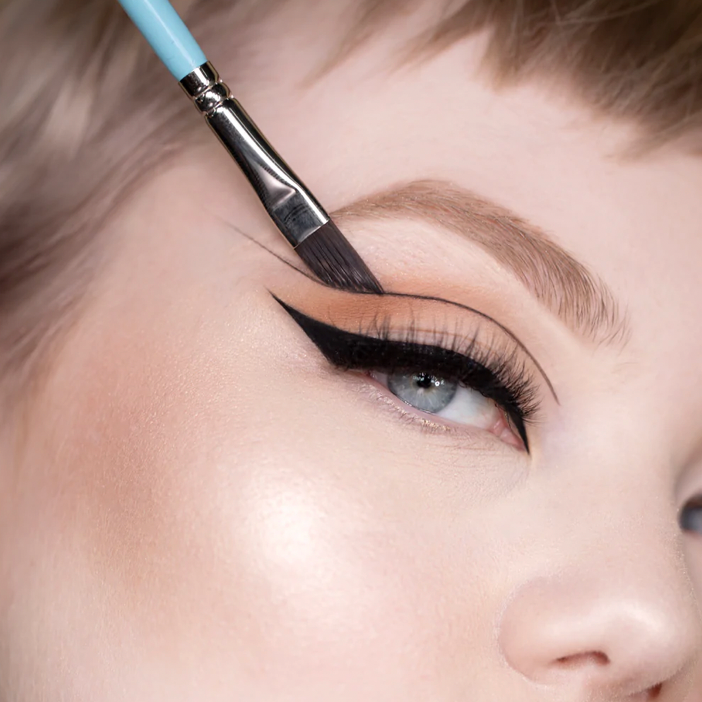 MYKITCO 0.26 My cut concealer